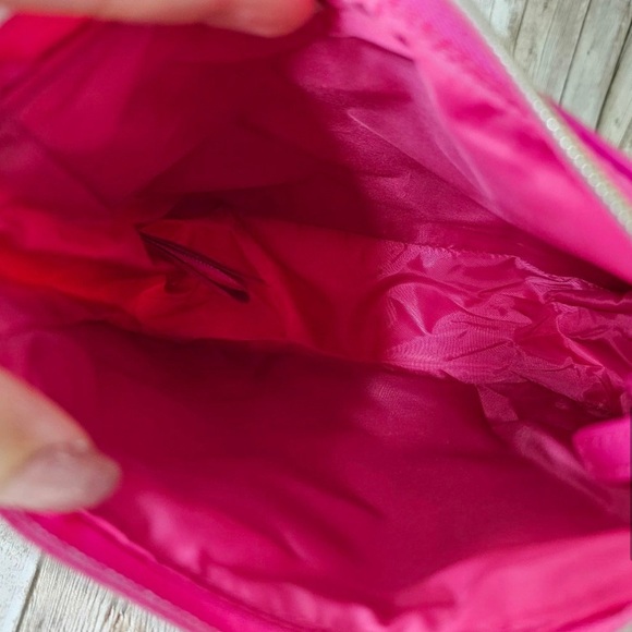 Juicy Couture Pink Shoulder Bag with Gold Chain Detail and Hobo Style - Picture 5 of 5